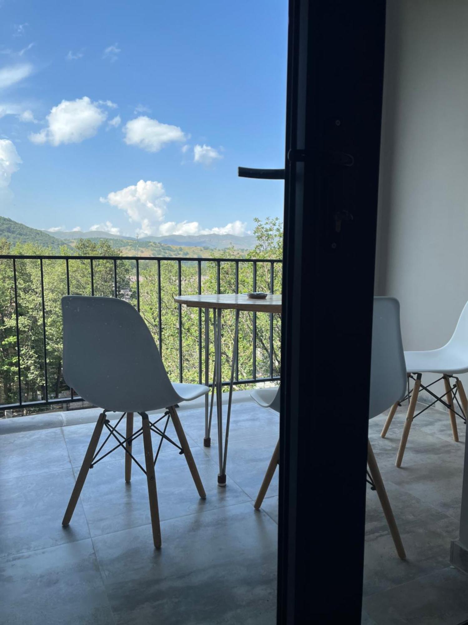 Monstera Leaf Appartment, Kechi House, Tsaghkadzor Eksteriør billede